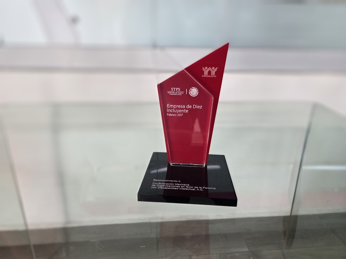 Premio institucional CONFE